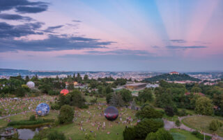 Anticrepuscular Rays at the Planet Festival