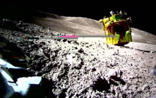 nasa,-jaxa-bounce-laser-beam-between-moon’s-surface-and-lunar-orbit