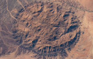 the-dome-shaped-brandburg-massif-near-the-atlantic-coast-of-central-namibia