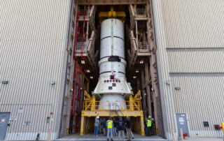 nasa-prepares-for-artemis-ii-rocket-integration