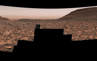 nasa’s-curiosity-mars-rover-takes-a-last-look-at-mysterious-sulfur