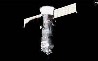 space-delivery-arrives-at-station-aboard-progress-cargo-craft