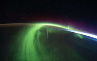 crew-packs-science-for-exposure,-studies-immune-system,-and-preps-for-spacewalk
