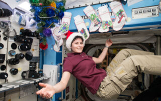 celebrating-the-holiday-season-in-space
