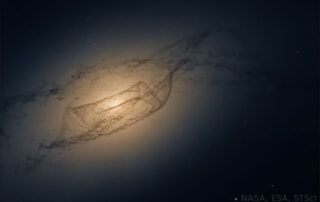 The Twisted Disk of NGC 4753