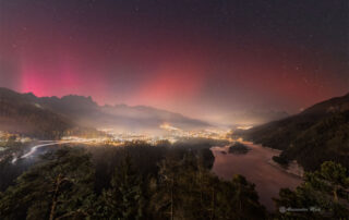 A New Year’s Aurora and SAR Arc