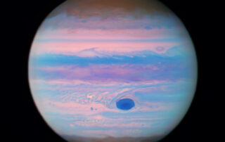 hubble-reveals-jupiter-in-ultraviolet-light