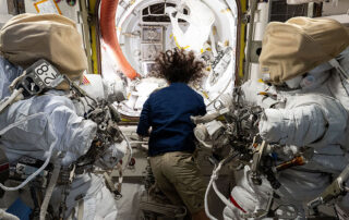 crew-ready-for-thursday-spacewalk,-keeps-up-space-agriculture-research