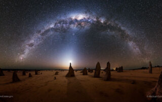 Milky Way over the Australian Pinnacles