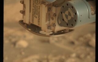 sols-4471-4472:-marching-through-the-canyon