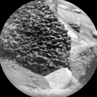 sols-4473-4474:-so-many-rocks,-so-many-textures!