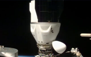 spacex-crew-9-quartet-enters-dragon-and-closes-hatch