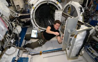 science-packed-day-advancing-crew-health-before-cargo-mission-ends