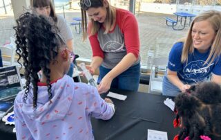 nasa-glenn-shows-students-temperature-cooling-technology