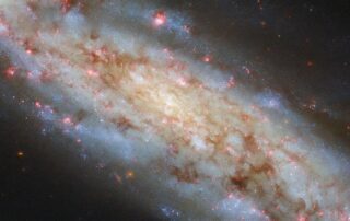 hubble-spies-a-spiral-so-inclined