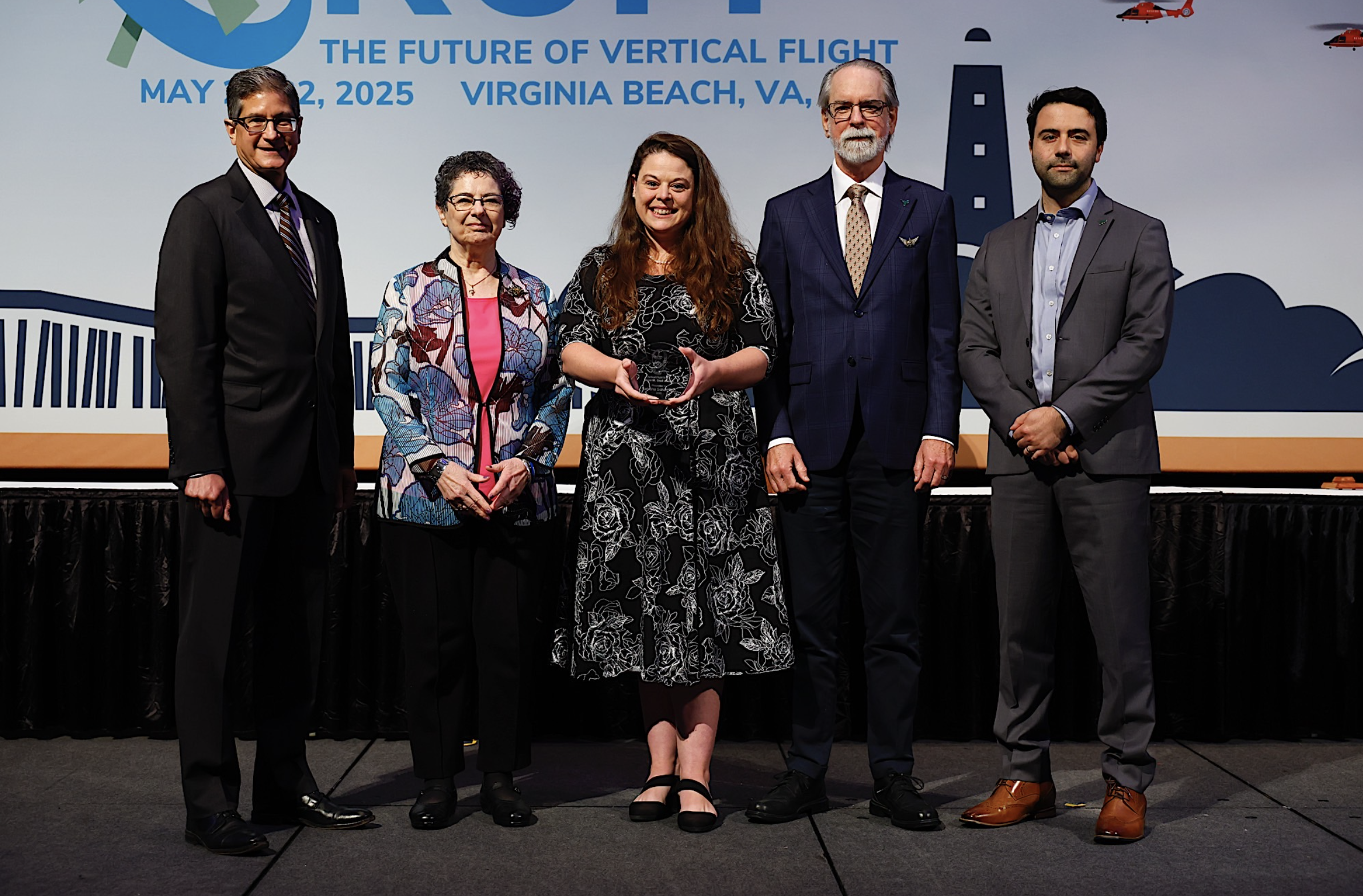 dr.-natasha-schatzman-receives-vertical-flight-society-(vfs)-award
