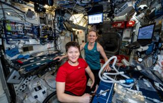 station-waits-extra-day-for-axiom-mission-4-launch,-studies-eyes-and-proteins