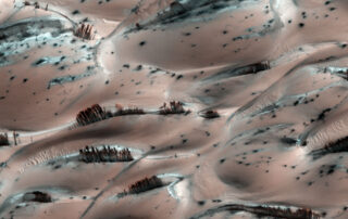 Dark Sand Cascades on Mars