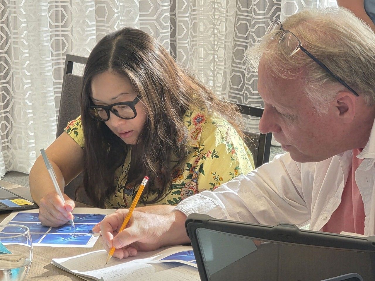 sun-at-the-center:-teacher-ambassadors-bring-heliophysics-to-classrooms-nationwide