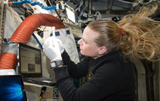 25-years-of-scientific-discovery-aboard-the-international-space-station