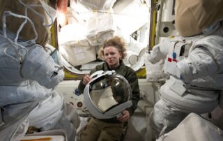 stem-cells,-robotics,-and-spacesuits-top-station-crew-day
