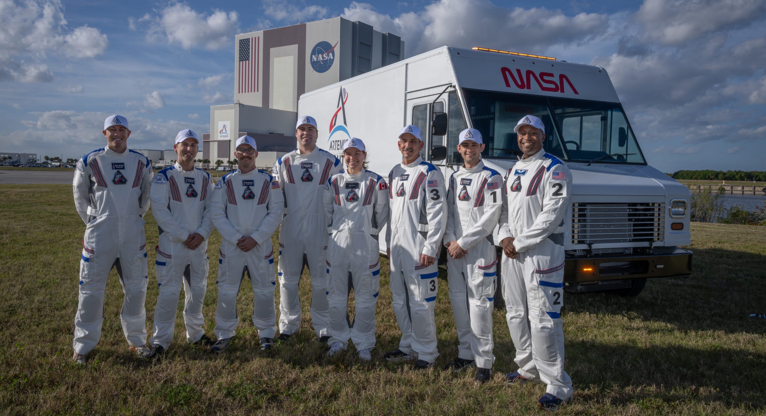 get-in,-we’re-going-moonbound:-meet-nasa’s-artemis-closeout-crew