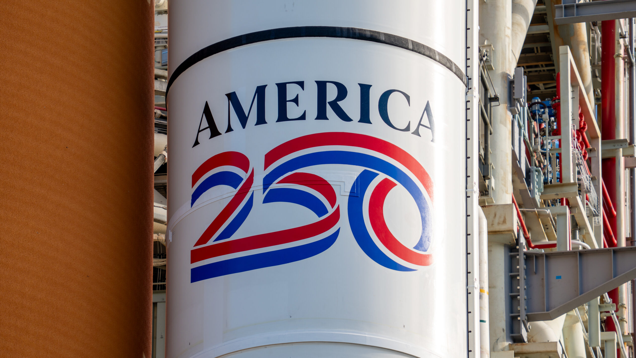 NASA’s Artemis II SLS Rocket and Orion Spacecraft Rollout to Launch Pad 39B