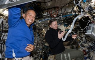 biomedical-science-and-hardware-top-thursday’s-schedule