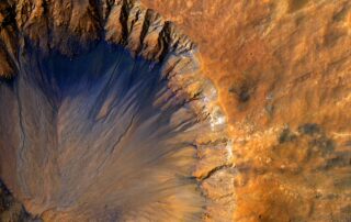 celebrating-nasa’s-mars-reconnaissance-orbiter’s-20th-anniversary:-crater-near-sirenum-fossae