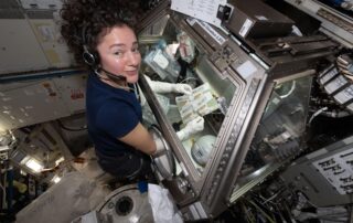 nasa’s-spacex-crs-34-dragon-returns-packed-with-space-station-science