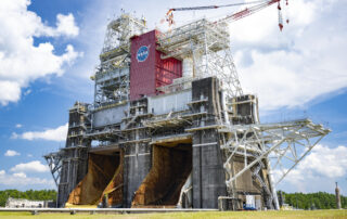 nasa-to-support-blue-origin-new-glenn-rocket-testing,-advance-artemis