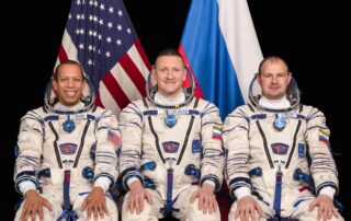 expedition-74-crew-boarding-soyuz,-saying-farewell-to-station-soon