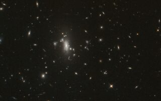 nasa’s-hubble-telescope-reaches-milestone,-looks-for-elusive-supernova